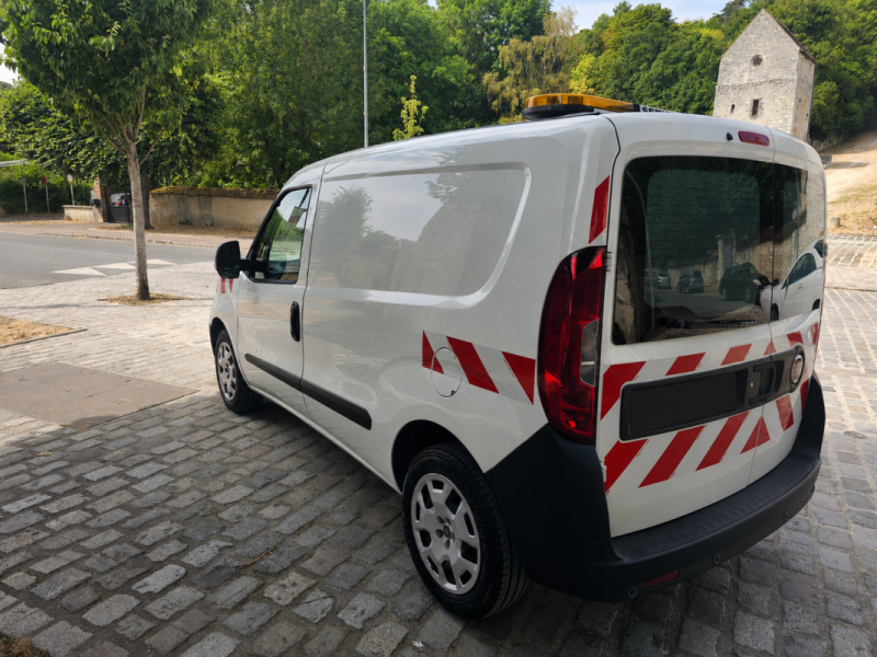 FIAT DOBLO CARGO 2016 / 1ere main / 6500 HT 