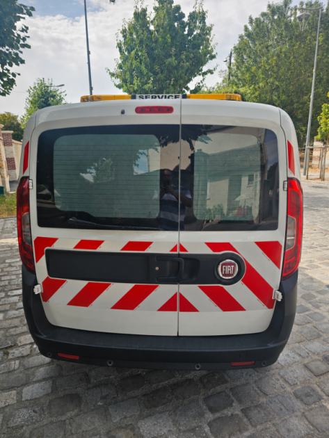 FIAT DOBLO CARGO 2016 / 1ere main / 6500 HT 
