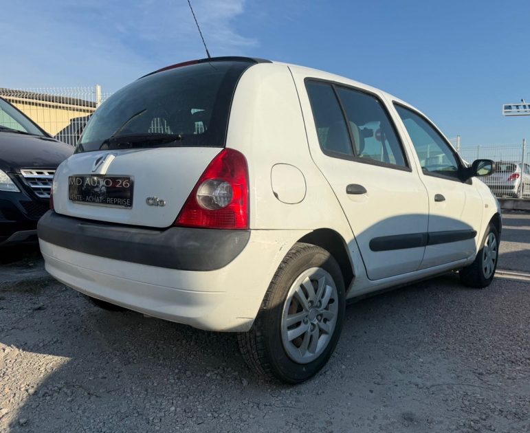 Renault Clio 1.2i 75 Ch Garantie