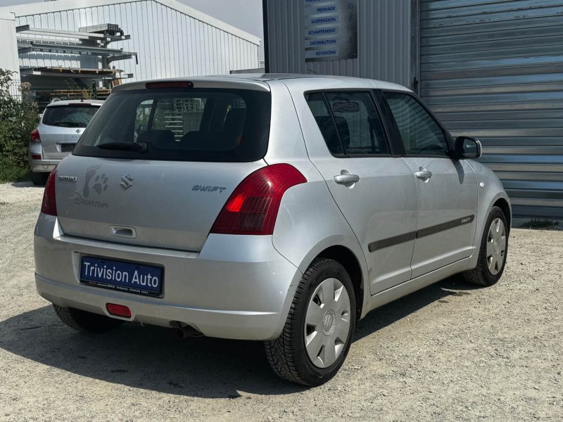 SUZUKI SWIFT 1.3 68 KW / 92 CH COMFORT 2007