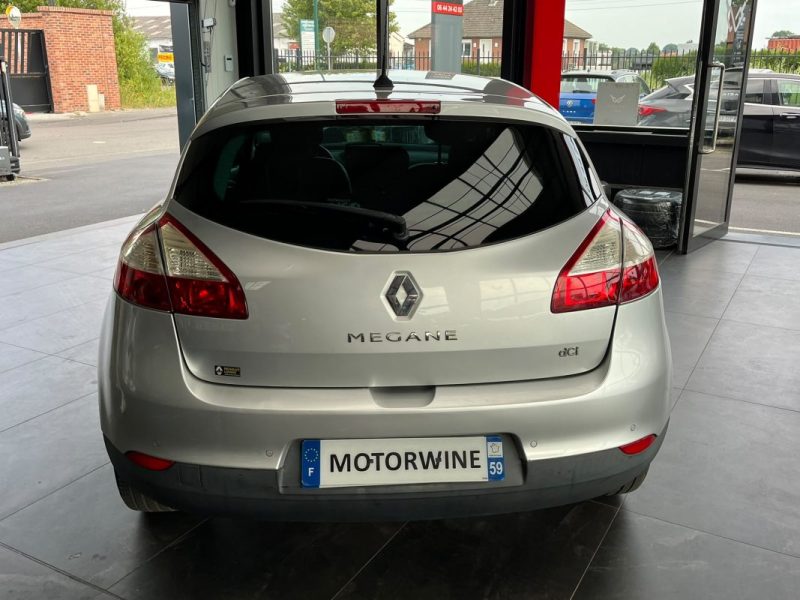 🚗 RENAULT MÉGANE III 1.5 DCI 110ch ⚙️ BOSE 🪑 Semi-cuir 📡 Radars 360 ❄️ Climatisation