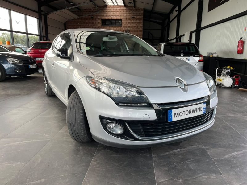 🚗 RENAULT MÉGANE III 1.5 DCI 110ch ⚙️ BOSE 🪑 Semi-cuir 📡 Radars 360 ❄️ Climatisation