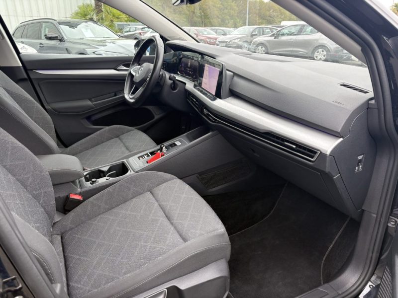 VOLKSWAGEN GOLF VIII 2.0 TDI SCR 150CH  LIFE BUSINESS 1ST DSG7 2020