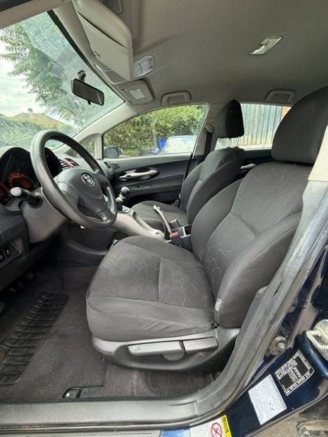 TOYOTA AURIS 1.3 BASICS 2009 - Distrib ok - Climatisation - SUIVIT TOYOTA