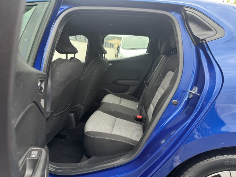 RENAULT CLIO 5 1.6 E-TECH FULL HYBRID 145CH EQUILIBRE 2022