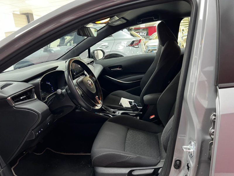 TOYOTA COROLLA BERLINE HYBRIDE 1.8 DYNAMIC BUSINESS 122cv/1 ERE MAIN/TVA RECUPERABLE