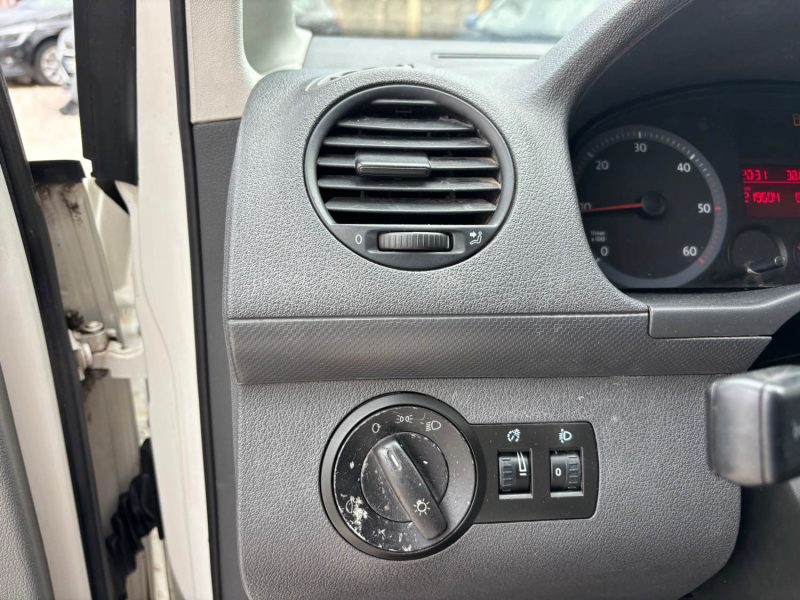 VOLKSWAGEN CADDY VAN SDI 70 2004