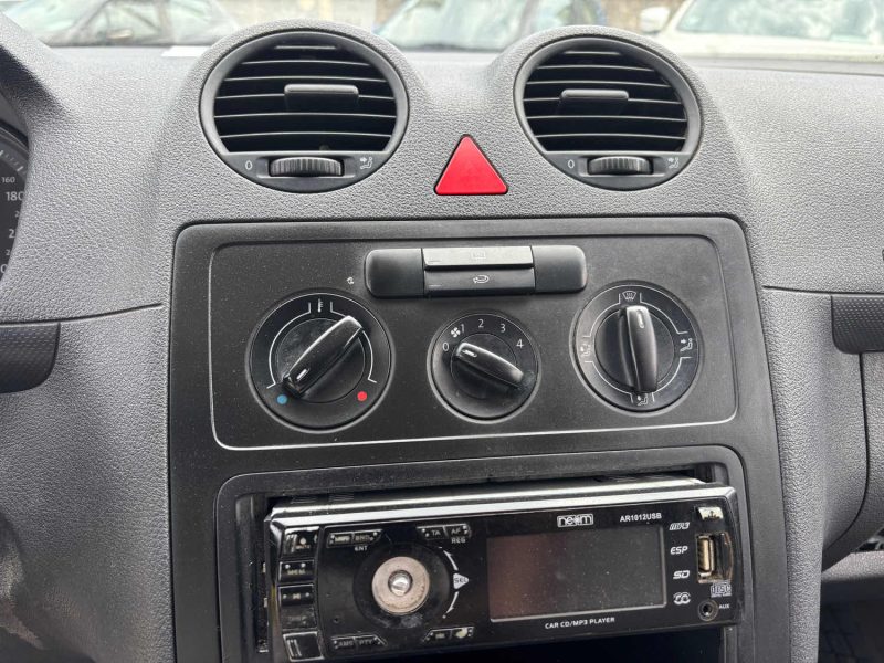 VOLKSWAGEN CADDY VAN SDI 70 2004