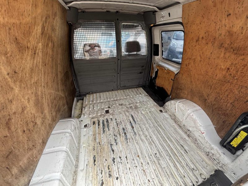 VOLKSWAGEN CADDY VAN SDI 70 2004