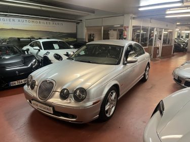 JAGUAR S-TYPE 4.2 V8 R