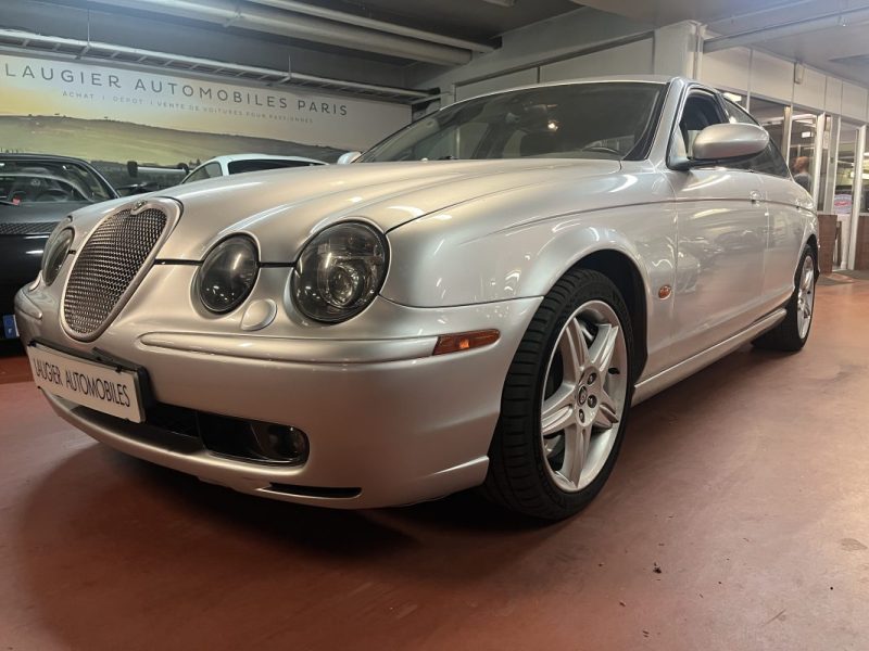 JAGUAR S-TYPE 4.2 V8 R