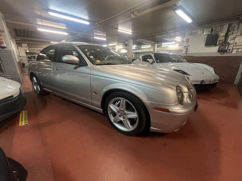 JAGUAR S-TYPE 4.2 V8 R