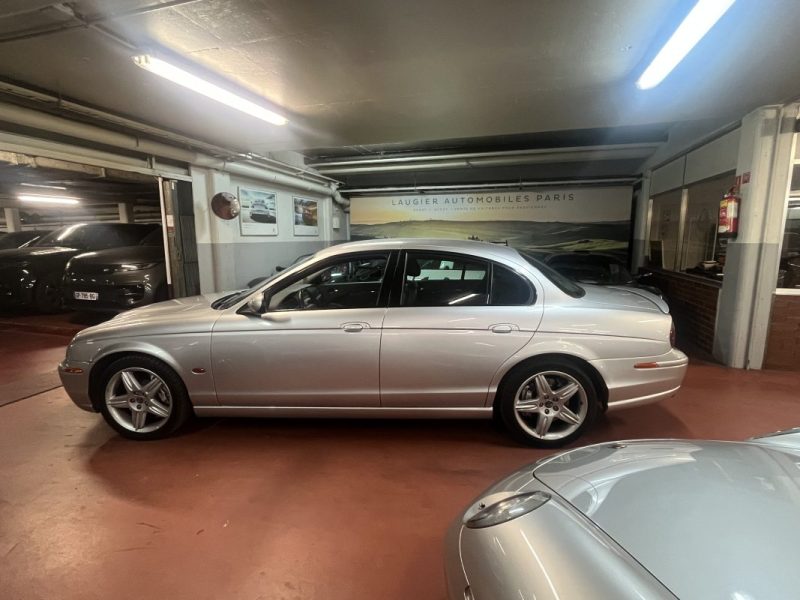JAGUAR S-TYPE 4.2 V8 R