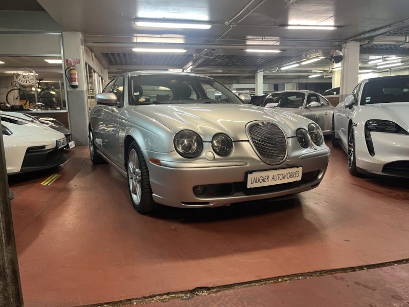 JAGUAR S-TYPE 4.2 V8 R