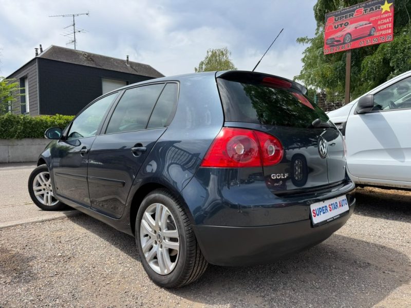 VOLKSWAGEN GOLF 5 1.9 TDi 105CH CONFORT 5P BVM5