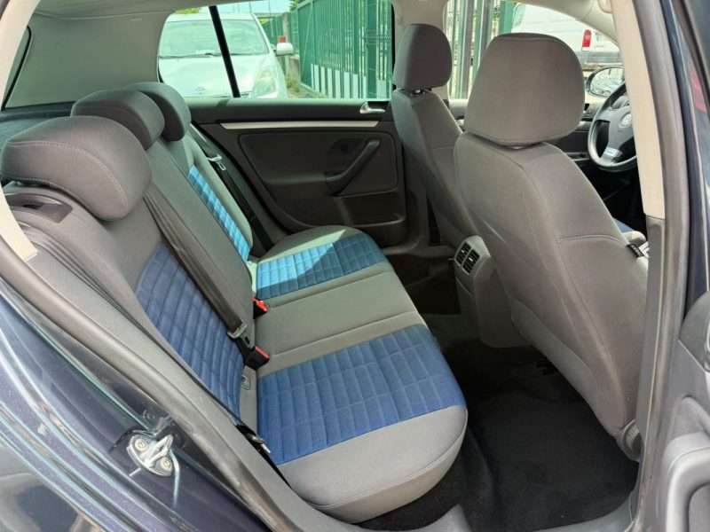 VOLKSWAGEN GOLF 5 1.9 TDi 105CH CONFORT 5P BVM5