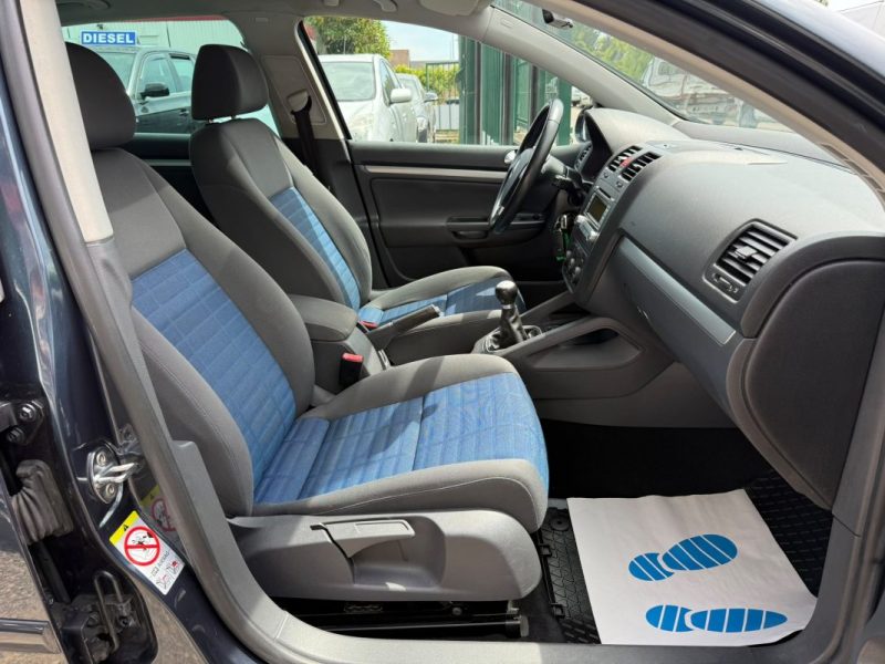 VOLKSWAGEN GOLF 5 1.9 TDi 105CH CONFORT 5P BVM5