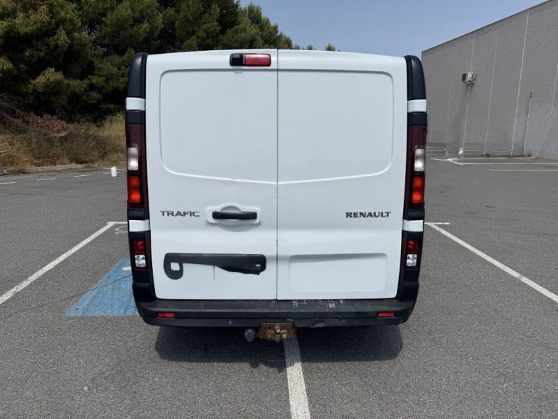 RENAULT TRAFIC L2H1 2.0 DCI 145 BVA ENERGY GRAND CONFORT