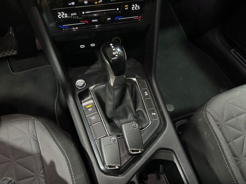VOLKSWAGEN TIGUAN II 1.5 TSI 150 EVO DSG 11/2021 PRIX HT : 16658 € PRIX TTC : 19990€