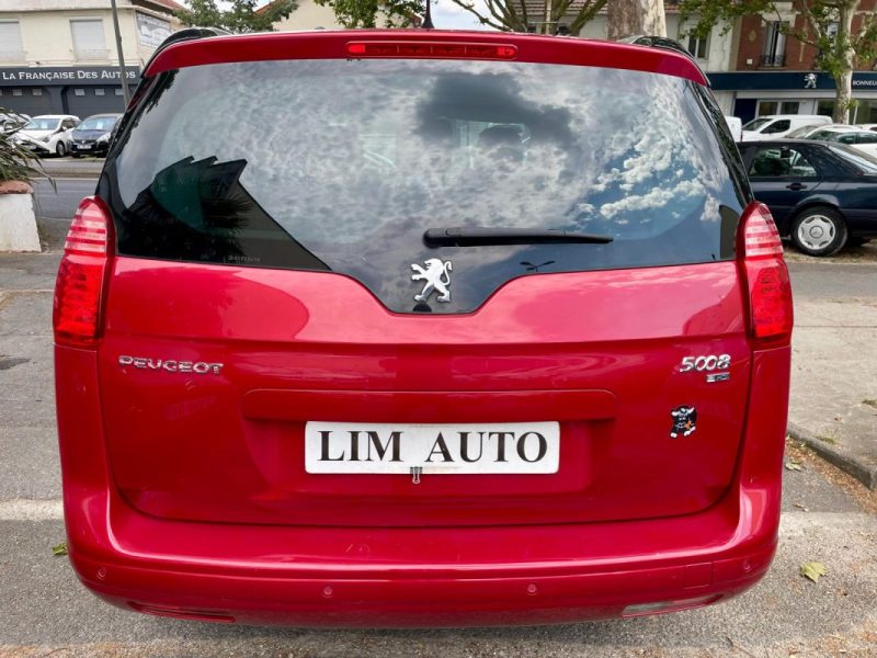 PEUGEOT 5008 1.6 e-HDI 112 ALLURE BMP6 