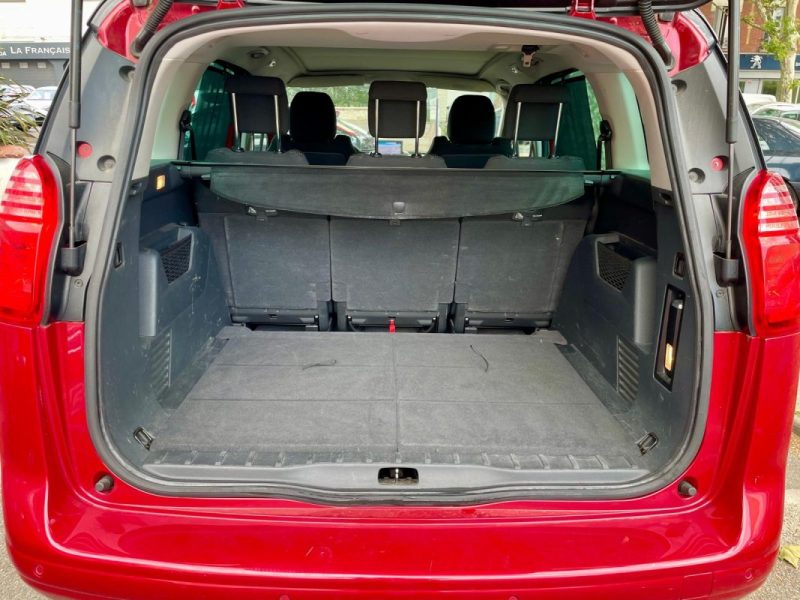 PEUGEOT 5008 1.6 e-HDI 112 ALLURE BMP6 