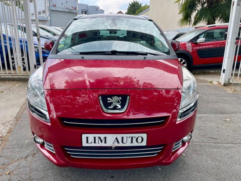 PEUGEOT 5008 1.6 e-HDI 112 ALLURE BMP6 