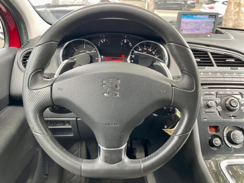 PEUGEOT 5008 1.6 e-HDI 112 ALLURE BMP6 