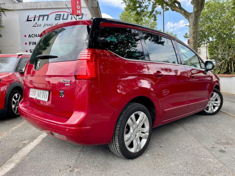 PEUGEOT 5008 1.6 e-HDI 112 ALLURE BMP6 