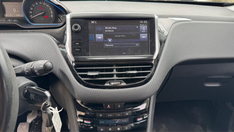 PEUGEOT 2008 PEUGEOT 2008 I (CU_) 1.6 BLUEHDI 100  2015