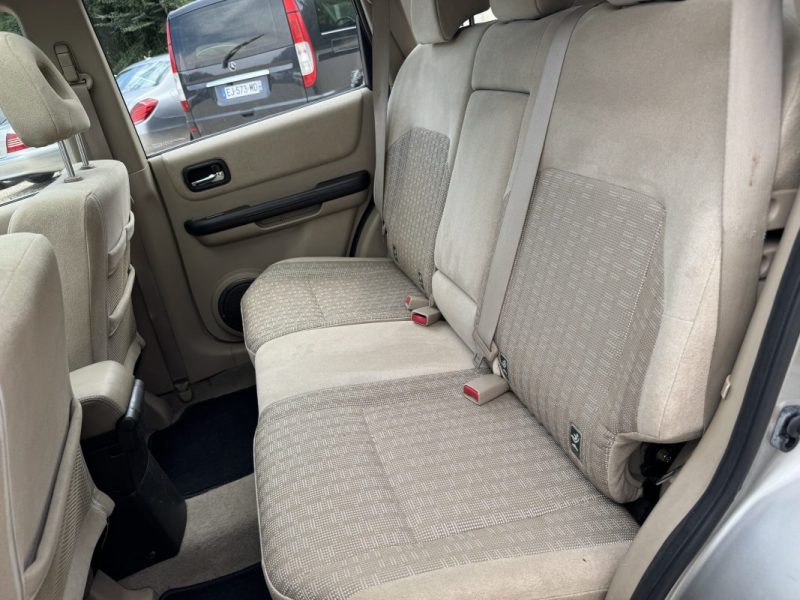NISSAN X-TRAIL 2.2 TURBODIESEL 114 CH 4X4 2002