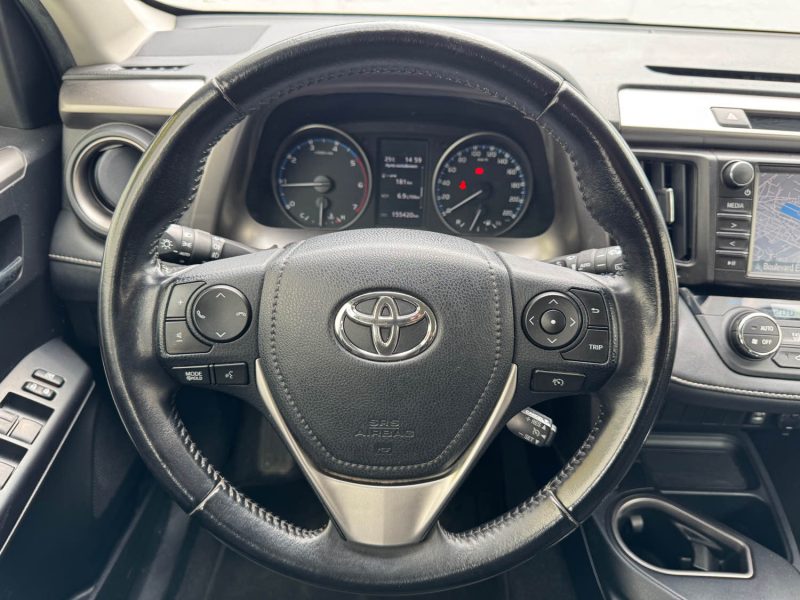 TOYOTA RAV4 143 D-4D 2WD ACTIVE/SUIVI COMPLET TOYOTA/ GARANTIE 6 MOIS