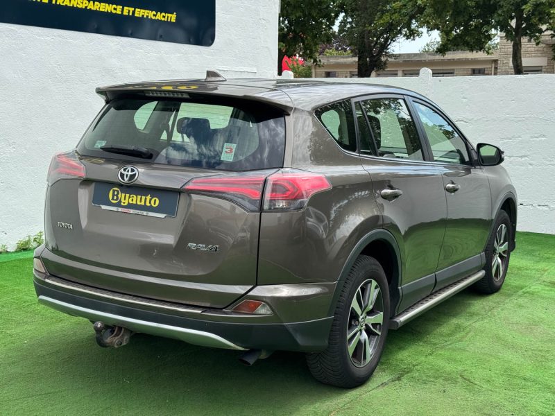 TOYOTA RAV4 143 D-4D 2WD ACTIVE/SUIVI COMPLET TOYOTA/ GARANTIE 6 MOIS