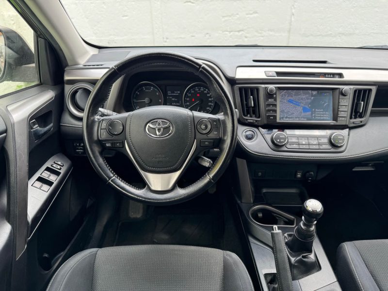 TOYOTA RAV4 143 D-4D 2WD ACTIVE/SUIVI COMPLET TOYOTA/ GARANTIE 6 MOIS