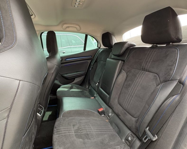 Renault Mégane IV 1.6 dCi 165ch GT EDC 2018 — Caméra de recul - Toit ouvrant - GARANTIE 6 MOIS