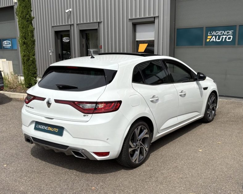 Renault Mégane IV 1.6 dCi 165ch GT EDC 2018 — Caméra de recul - Toit ouvrant - GARANTIE 6 MOIS