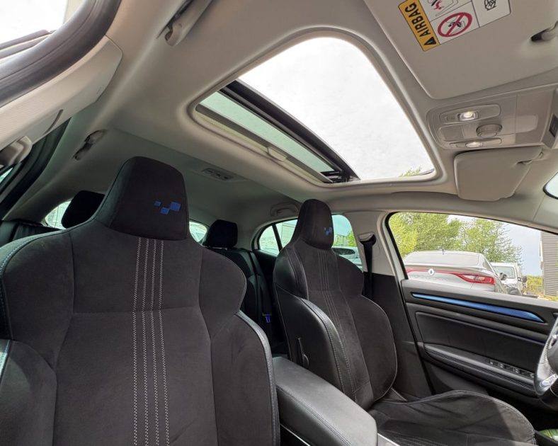 Renault Mégane IV 1.6 dCi 165ch GT EDC 2018 — Caméra de recul - Toit ouvrant - GARANTIE 6 MOIS
