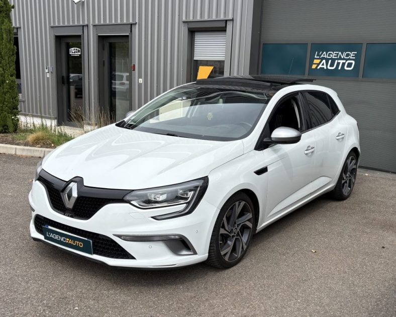 Renault Mégane IV 1.6 dCi 165ch GT EDC 2018 — Caméra de recul - Toit ouvrant - GARANTIE 6 MOIS