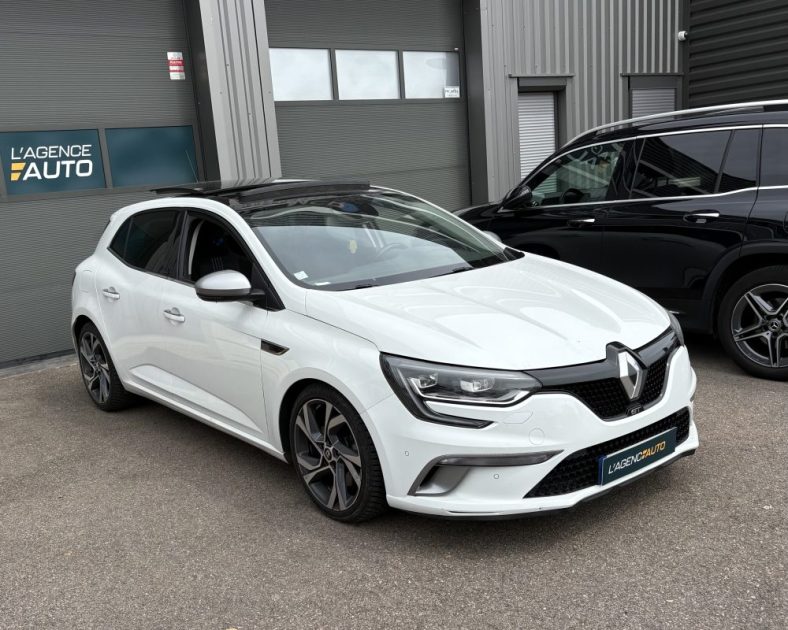 Renault Mégane IV 1.6 dCi 165ch GT EDC 2018 — Caméra de recul - Toit ouvrant - GARANTIE 6 MOIS