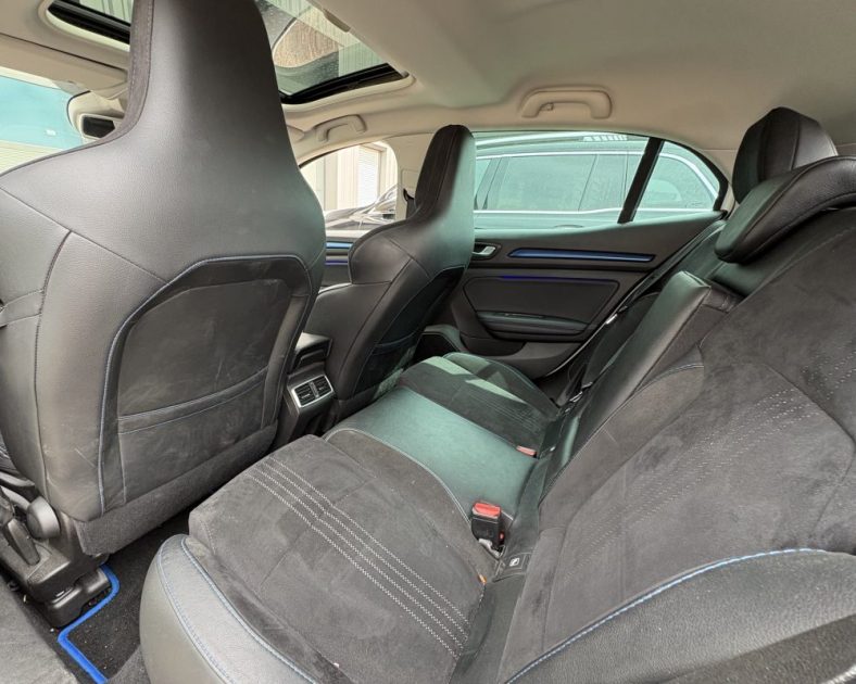 Renault Mégane IV 1.6 dCi 165ch GT EDC 2018 — Caméra de recul - Toit ouvrant - GARANTIE 6 MOIS