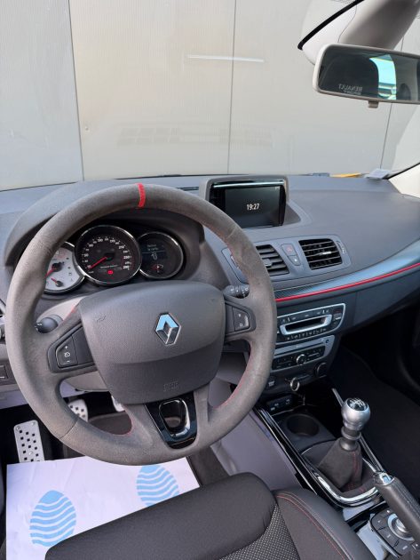 RENAULT MEGANE RS-  2.0i - 265 ch - CUP - GARANTIE 3 MOIS 