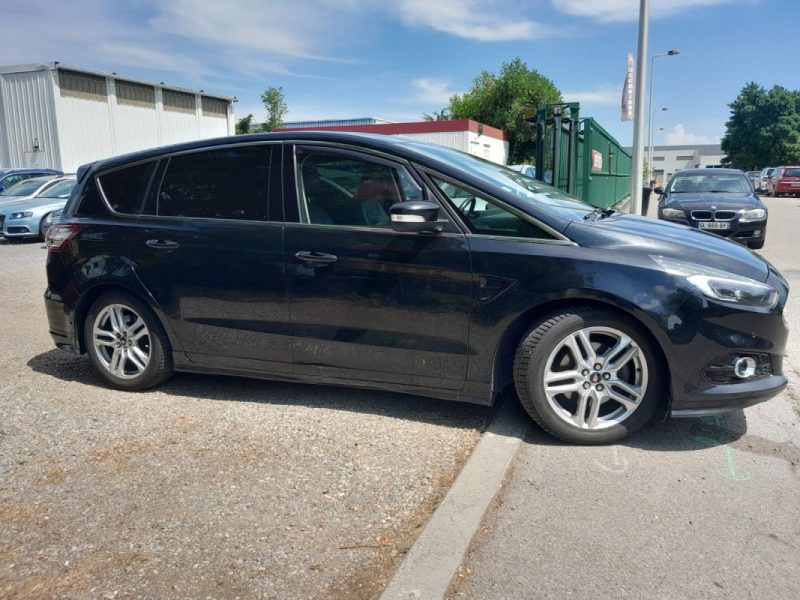 FORD S-MAX 2.0 TDCi bi-turbo 210ch Stop&Start ST-LINE PowerShift