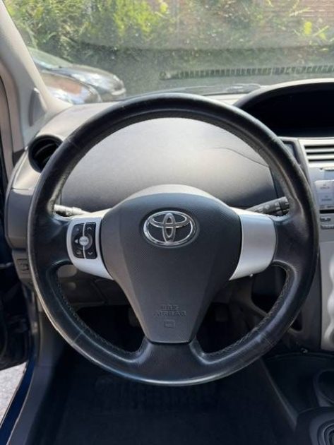 TOYOTA YARIS 1.3 BASICS 2008 - 79 101Kms - Distrib ok - Climatisation - SUIVIT TOYOTAARIS