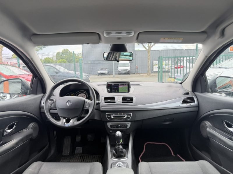 RENAULT MEGANE III 1.5 DCI 110 cv - GARANTIE 12 mois-  Limited