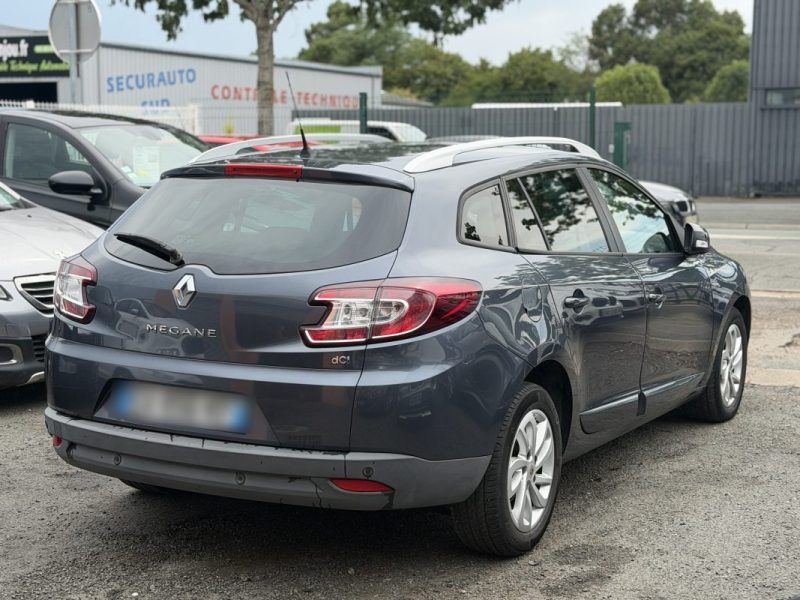 RENAULT MEGANE III 1.5 DCI 110 cv - GARANTIE 12 mois-  Limited