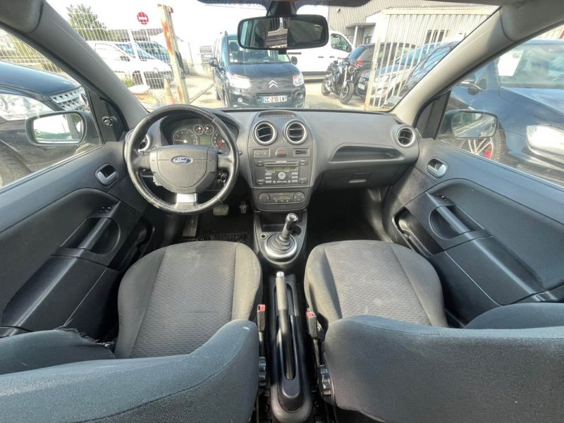Ford Fiesta 1.4i Boite Auto