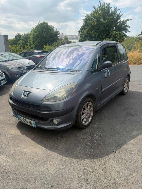 PEUGEOT 1007 (KM_) 1.4 HDI 2006 dans l'etat