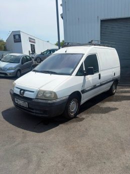 PEUGEOT EXPERT 220C 2.0 HDI 95cv PACK FM