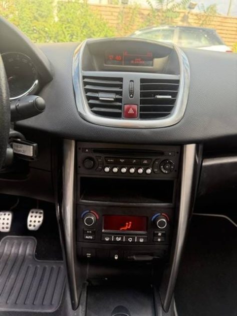 PEUGEOT 207 CC 1.6 ROLAND GARROS 2013 - 59 999Kms - Climatisation - Premier Main - SUIVIT PEUGEOT
