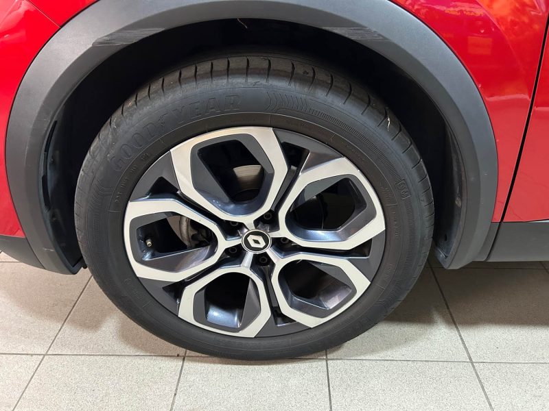 RENAULT CAPTUR 2 1.0 TCE 90 RIVE GAUCHE 04/2024 PRIX HT : 11990 €  PRIX TTC : 14388 €