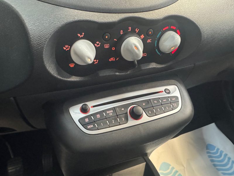 RENAULT TWINGO II GARANTIE 12 MOIS 1.2 LEV 75ch YAHOO! ECO2 1ERE MAIN 16000KMS HISTORIQUE COMPLET 